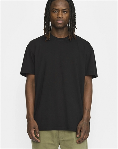 Revolution - Loose T-shirt - Black